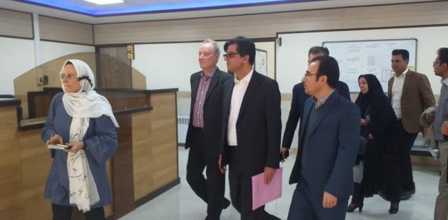 بازدید نماینده سازمان جهانی بهداشت از دو مرکز بهداشتی رستاق